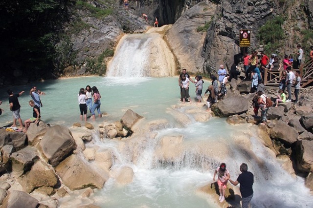 Mavi Göl'e akın ettiler 7