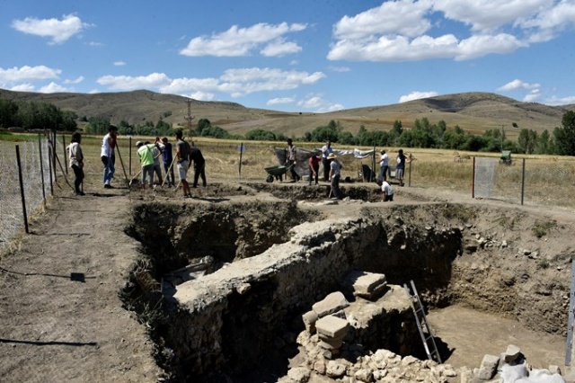 Satala Antik Kentinde kazı çalışmaları devam ediyor 3