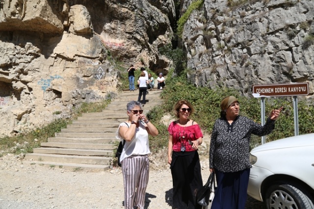 Cehennem Deresi Kanyonu'na bayramda ziyaretçi akını 7