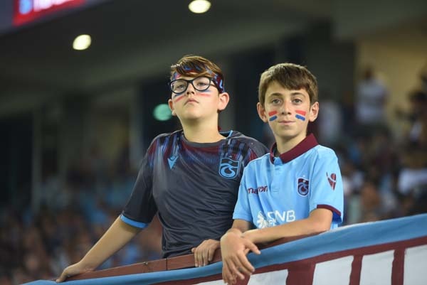 Trabzonspor Sparta Prag maçında neler oldu? 27