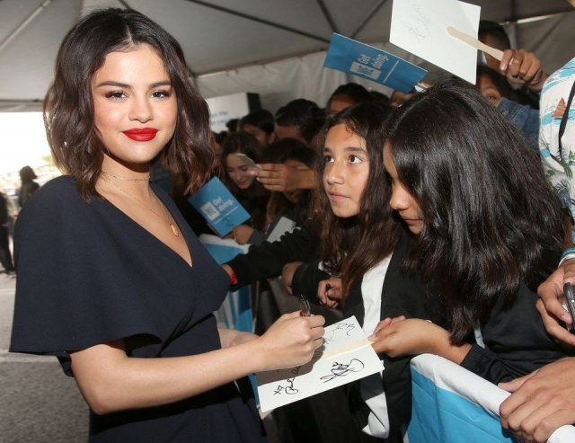 Selena Gomez kendi markasını kuruyor. 2