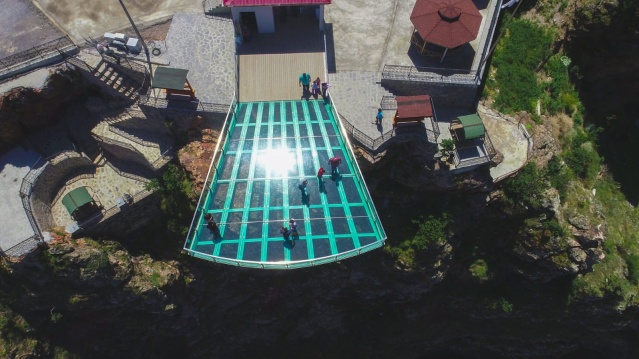 Torul Cam Seyir Terası’na ziyaretçi akını! 2