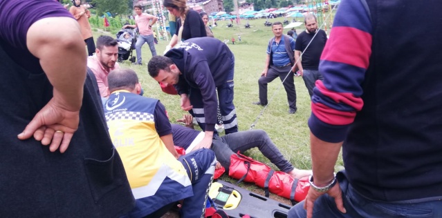 Ayder’de tartışma konusu olan salıncaklarda kaza! 2