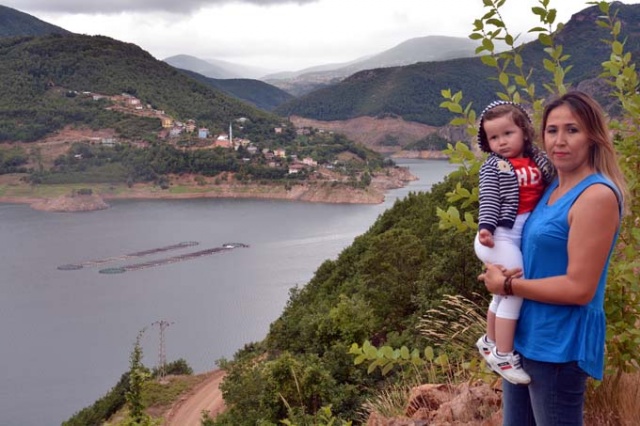 Baraj gölü birçok kişinin uğrak yeri oldu 5