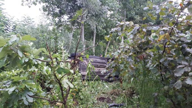 Samsun'da otomobil mısır tarlasına yuvarlandı: 4 yaralı 6