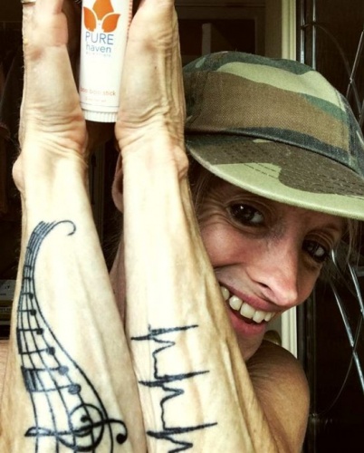 Herkesten sekiz kat hızlı yaşlanıyor! Yaşını duyanlar inanamıyor 11