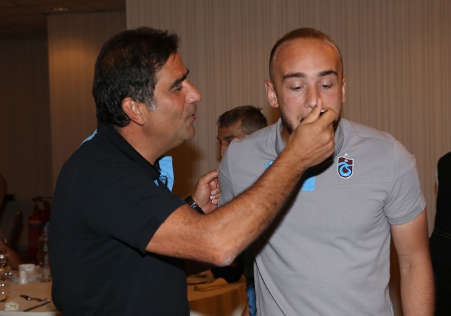 Trabzonspor'dan Doğan Erdoğan'a sürpriz doğum günü! 2