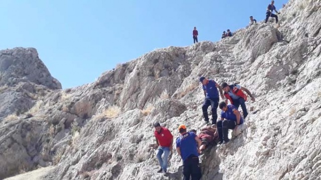 Trabzon'dan Van'a gitti - Kaleden böyle indirildi 6