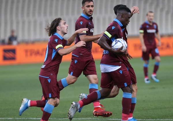 AEK Trabzonspor maçında neler oldu? 31