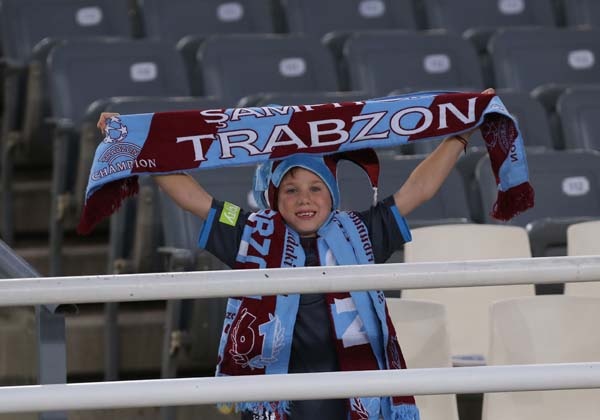 AEK Trabzonspor maçında neler oldu? 12