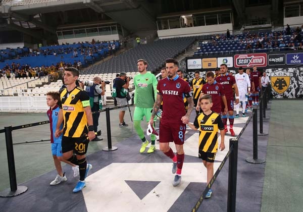 AEK Trabzonspor maçında neler oldu? 17