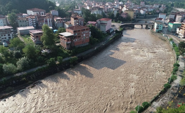 Selin vurduğu Salıpazarı'nda tahribat büyük 5