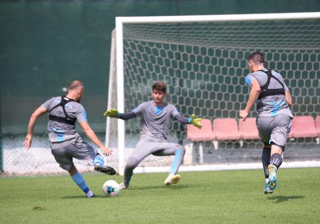 Trabzonspor, Malatya maçından sonra ara vermedi! AEK maçı hazırlıkları başladı 14