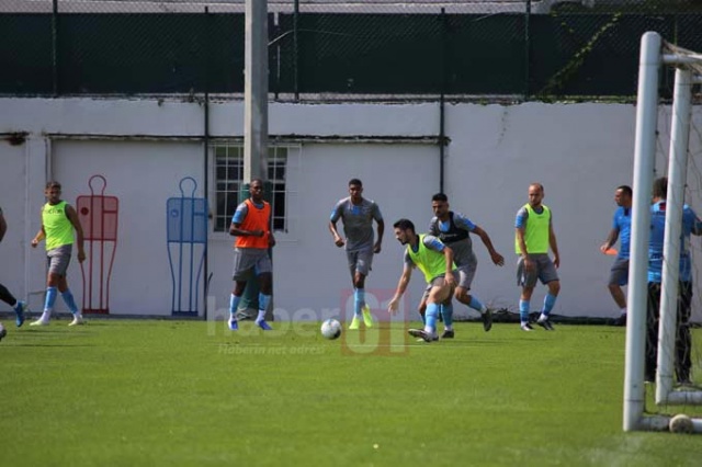 Trabzonspor, Malatya maçından sonra ara vermedi! AEK maçı hazırlıkları başladı 3