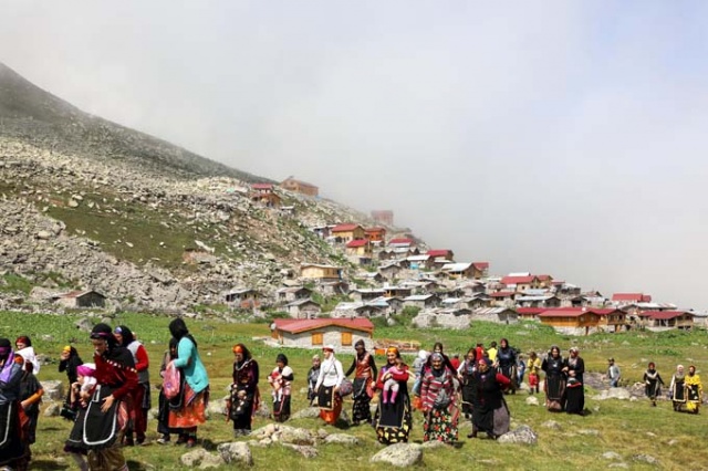 Rize'de Didingola Yaylası'nda renkli şenlik 6