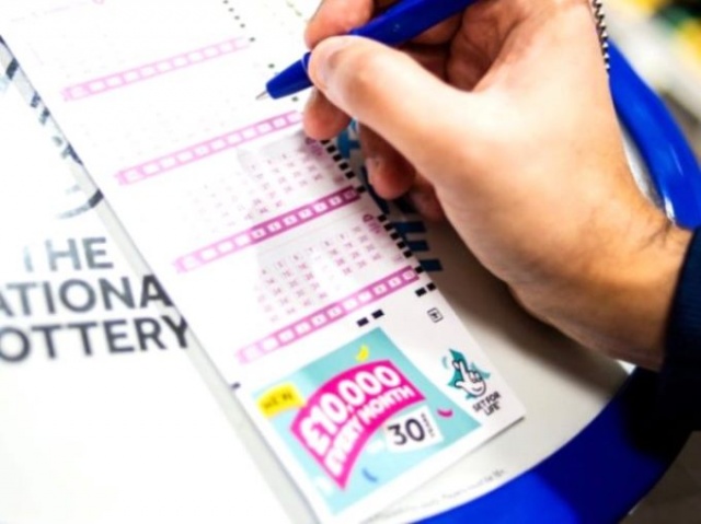 10 TL'lik loto oynadı, servete kondu! 7