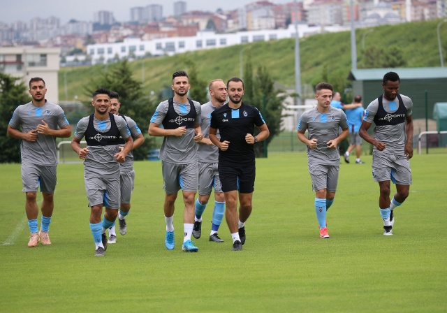 Trabzonspor'da Fenerbahçe maçı hazırlıkları başladı 11