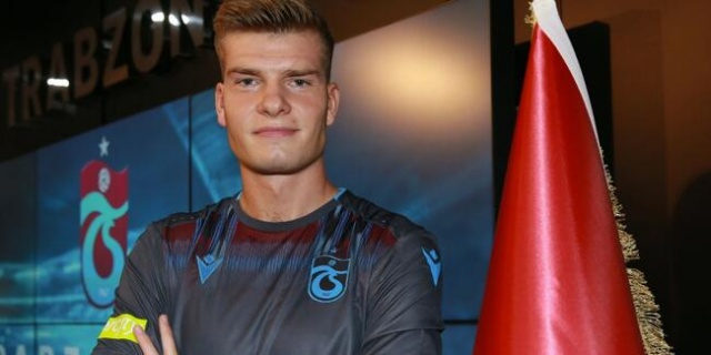 Süper Lig'in en değerli santraforu Sturridge! 11