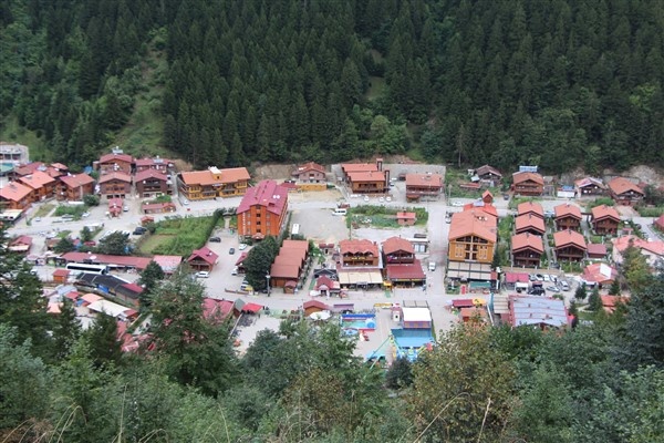Uzungöl'de yıkımlar başlıyor 9