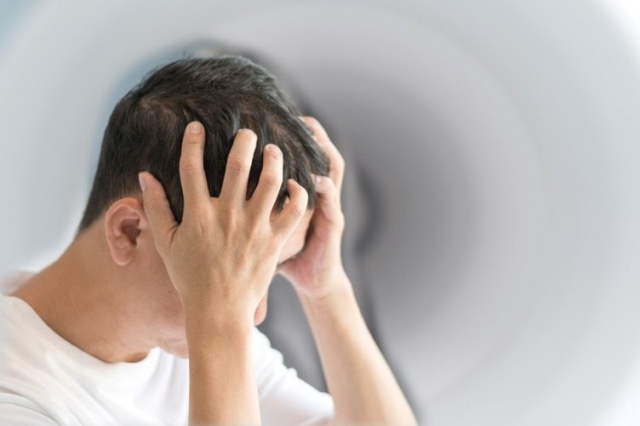 30 yıl boyunca baş ağrısı çekti sebebi şok etti. Foto Galeri 3