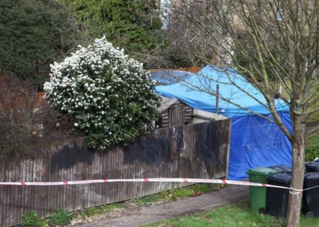 Korku filmi gibi! Cesedi çiçek bahçesinde bulundu 8