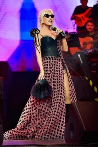 Ajda Pekkan'ın fotoşop mesaisi! 6