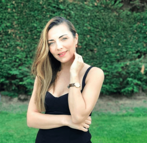 Burcu Kara önce arıların saldırısına uğradı sonra...! 7