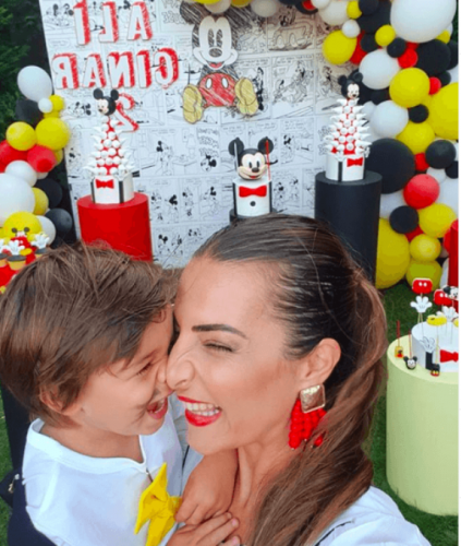 Burcu Kara önce arıların saldırısına uğradı sonra...! 2