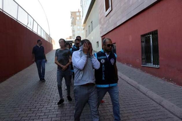 Fuhuş yapılan evlerin etrafına gözcü koyup komisyon vermişler 1