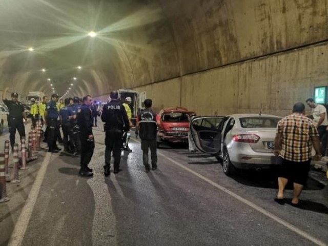 Pendik’te feci kaza: 2 ölü 1 yaralı 2