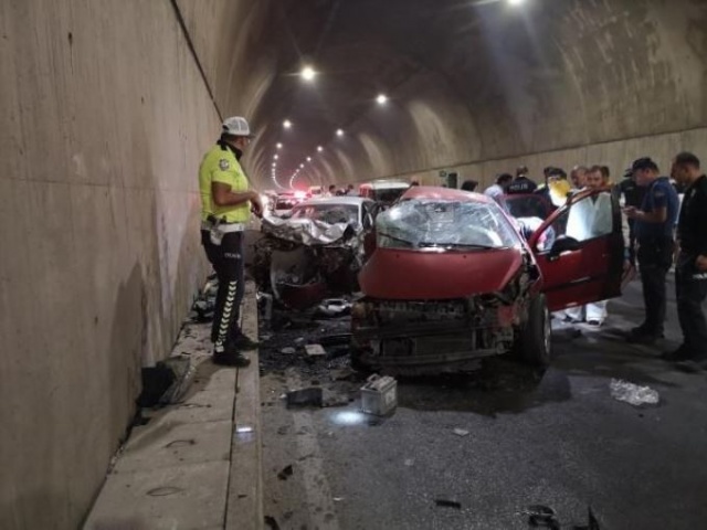 Pendik’te feci kaza: 2 ölü 1 yaralı 3