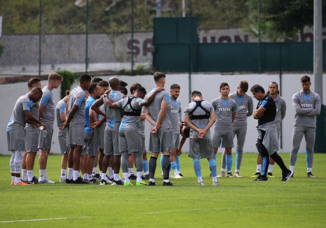 Trabzonspor ara vermeden çalışmalara başladı 12