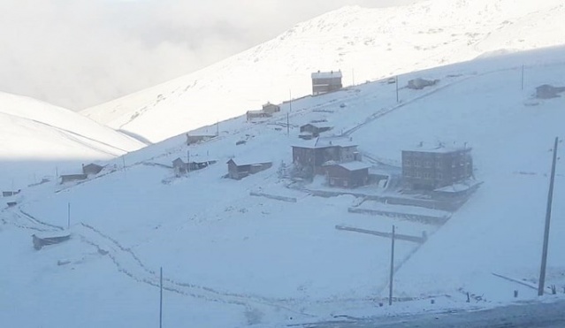 Yaylalar beyaza büründü 2