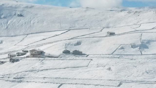 Yaylalar beyaza büründü 4