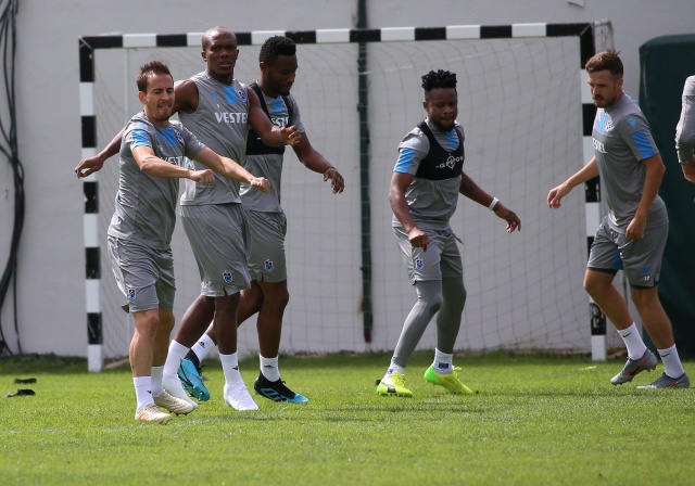 Sivasspor maçı öncesi taraftarlardan Trabzonspor'a moral 4