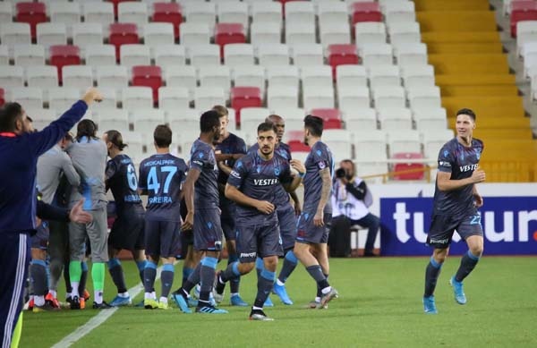 Sivasspor Trabzonspor maçında neler oldu? 19