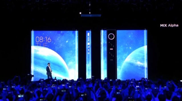 İşte Xiaomi Mi Mix Alpha görenleri şaşırtıyor 4