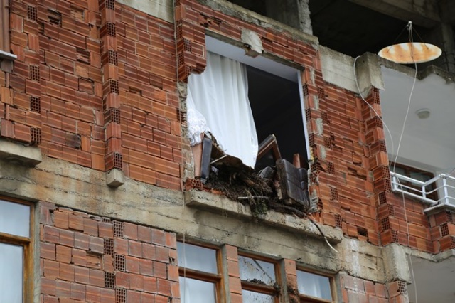 Artvin'deki selde faciadan dönüldü 8