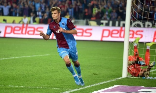 Erman Toroğlu'ndan Trabzonsporlu futbolcuya: Helal olsun 13