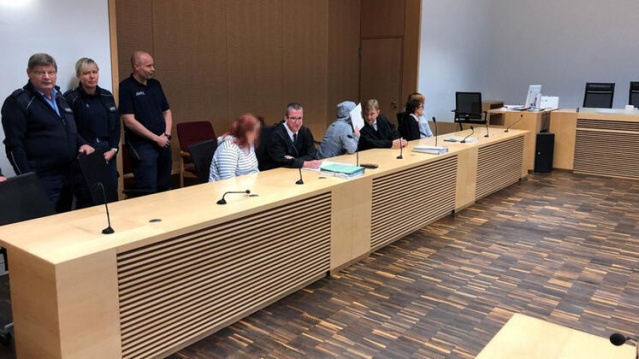 Utanç verici! Üçlü ilişki... 13