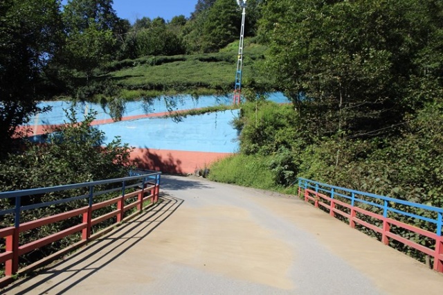 Bordo mavi değirmen hayır için dönüyor 7