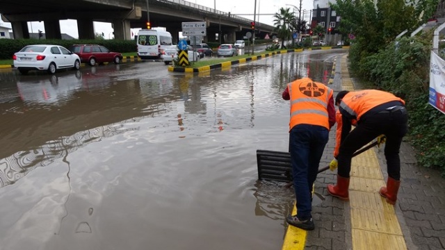 Trabzon polisi iş başında - Ayakkabılarını çıkardı ve... 4