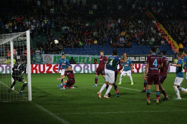 Çaykur Rizespor - Trabzonspor maçında neler oldu? 40