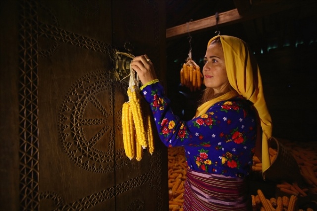 Karadeniz'in cefakar kadınları kışa hazır 5