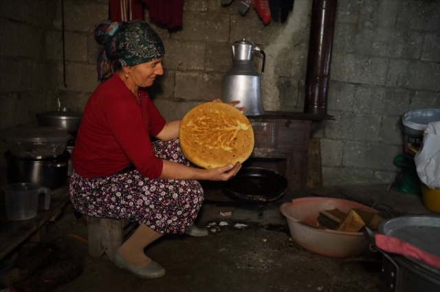 Karadeniz'in cefakar kadınları kışa hazır 3