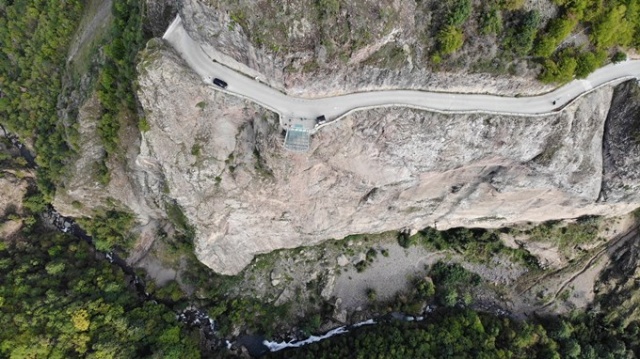 Bu cam seyir terasına çıkmak cesaret istiyor 3