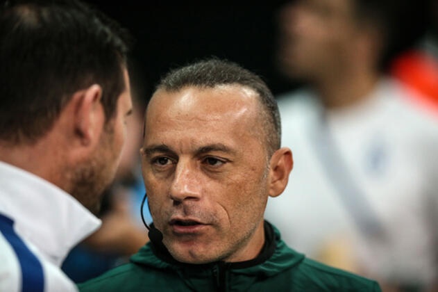 Cüneyt Çakır'a büyük tepki! "Hayallerimizi yıktı" 4