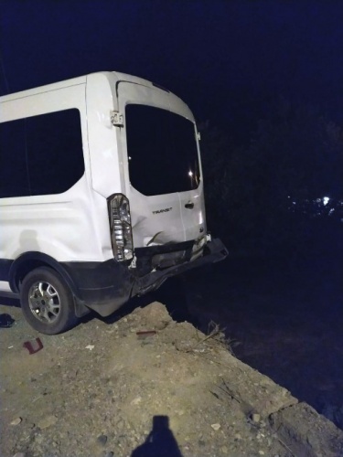 Köpeğe çarpmayayım derken duvardan uçtu 4