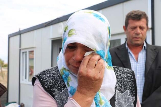 Lanet gibi... Gazeteciler çekim yaparken elbiseleri yanmaya başladı! 7