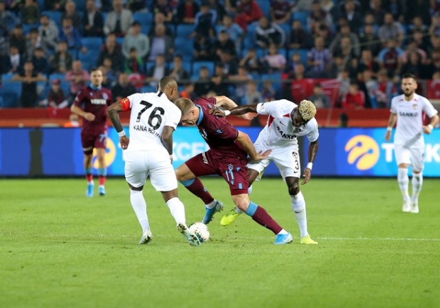 "Sturridge'ye bu lig ufak gelir" 9